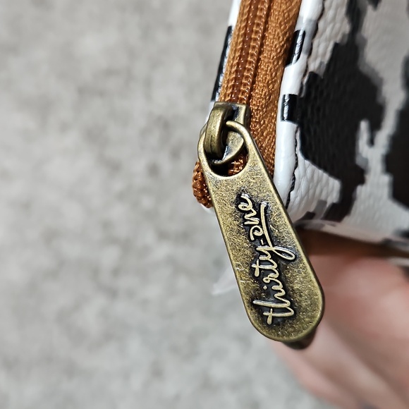 Rubie Mini Black and White Houndstooth Clutch - Picture 2 of 5